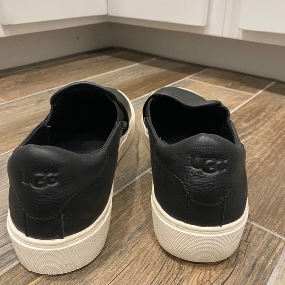 UGG JASS SLIP ON WOMEN'S SHOES 10 BLACK 1105712 - Picture 5 of 10